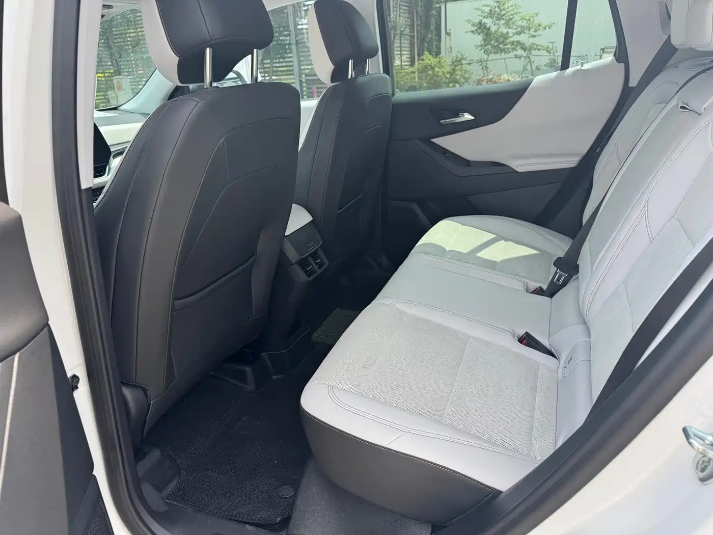 Chevrolet Equinox Plus 2025 2024 155km ACTIV Ultimate Edition
