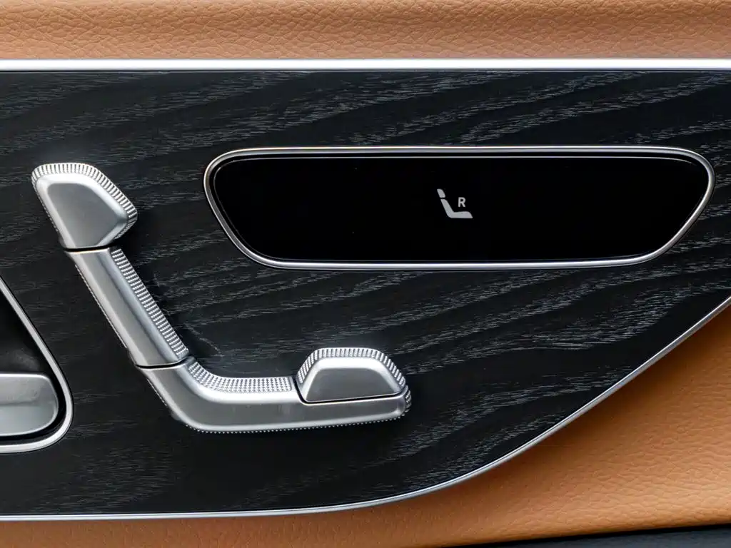 Mercedes-Benz E-Class 2026 2026 E 260 L Classic Edition