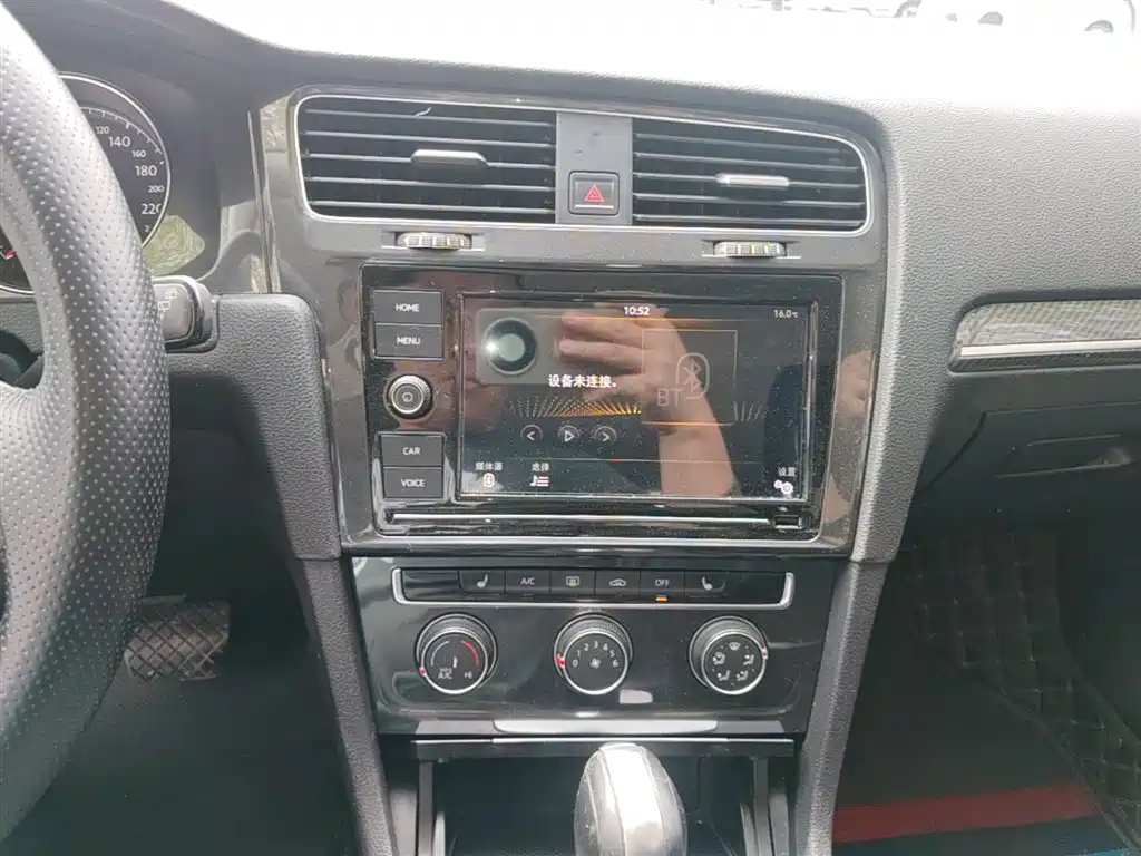 Volkswagen Golf 2019 280TSI DSG Luxury (China V) фото 13