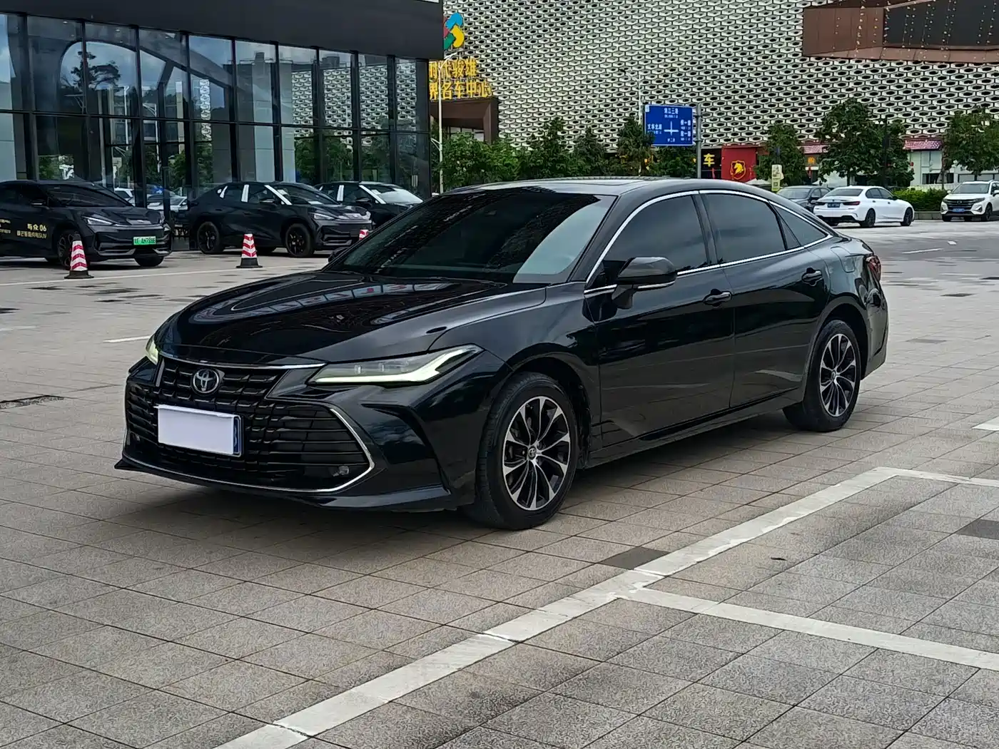 TOYOTA ASIAN DRAGON