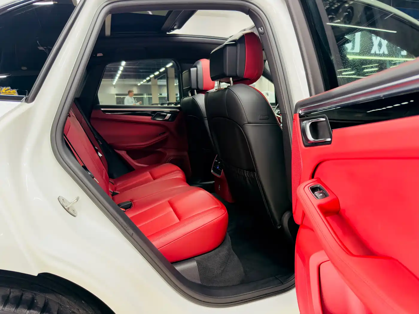 Porsche Macan 2020 Macan S 3.0T фото 11