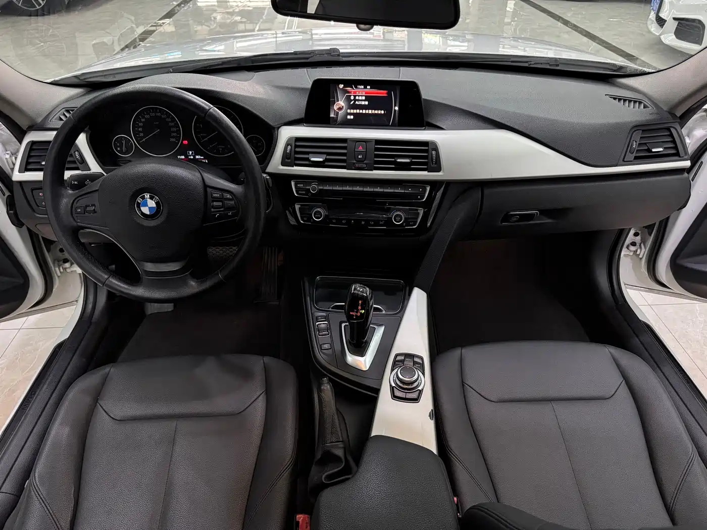 BMW 3 Series 2016 320Li Fashion Model фото 14
