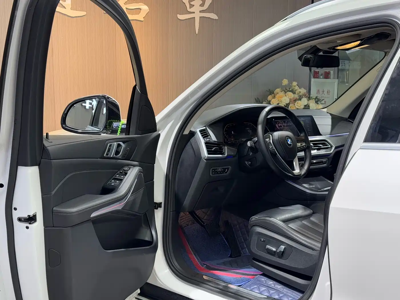 BMW X5 (Import) 2020 xDrive40i M Sport Package фото 4