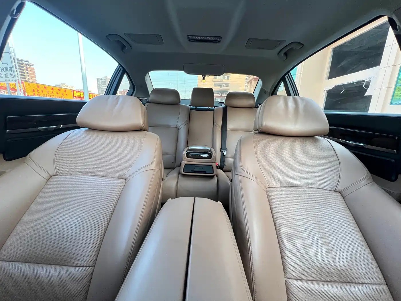 Photo 19 - BMW 7 Series