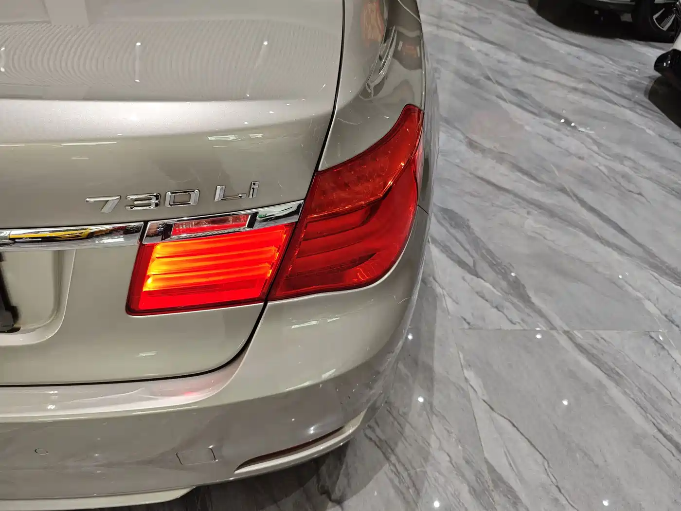 BMW 7 Series 2010 2009 730Li Luxury
