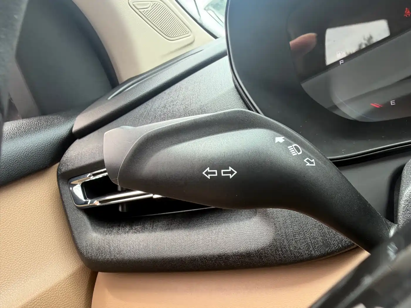 Wuling Motors Wuling Victory 2023 2023 2.0L DHT Luxury Edition