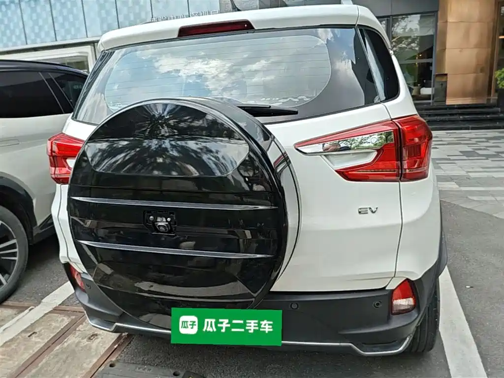 BYD Yuan New Energy 2019 EV360 Smart Connect Edition фото 5