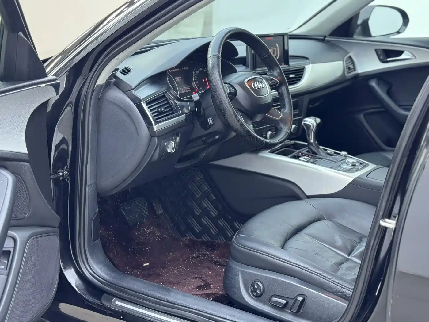 Audi A6L 2014 TFSI Comfort фото 4