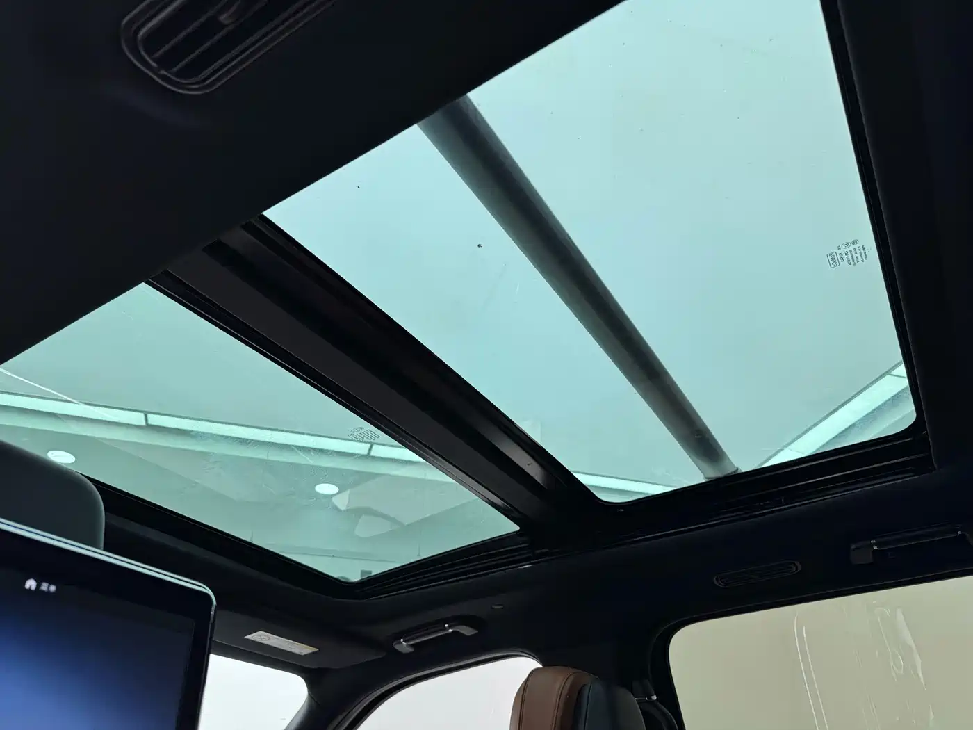 Фото 29 - Lincoln Navigator