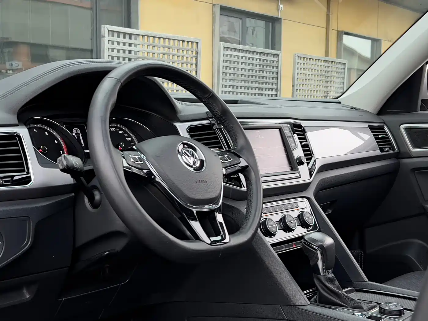 Volkswagen Teramont 2017 380TSI 4WD Luxury Edition фото 7