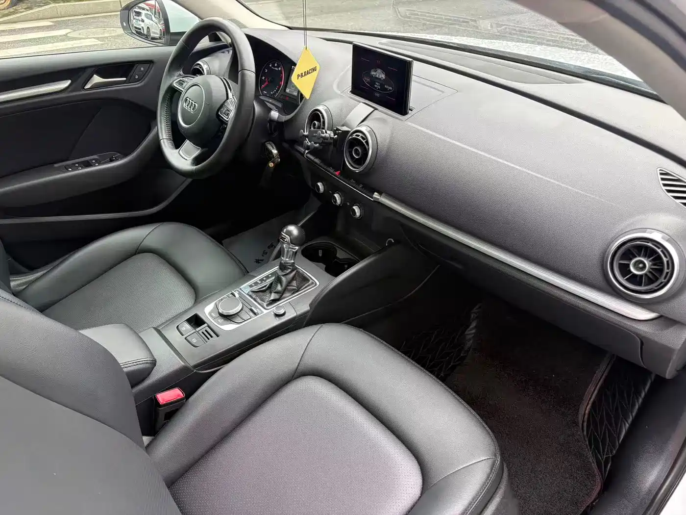 Audi A3 2016 Limousine 35 TFSI Leadership фото 9