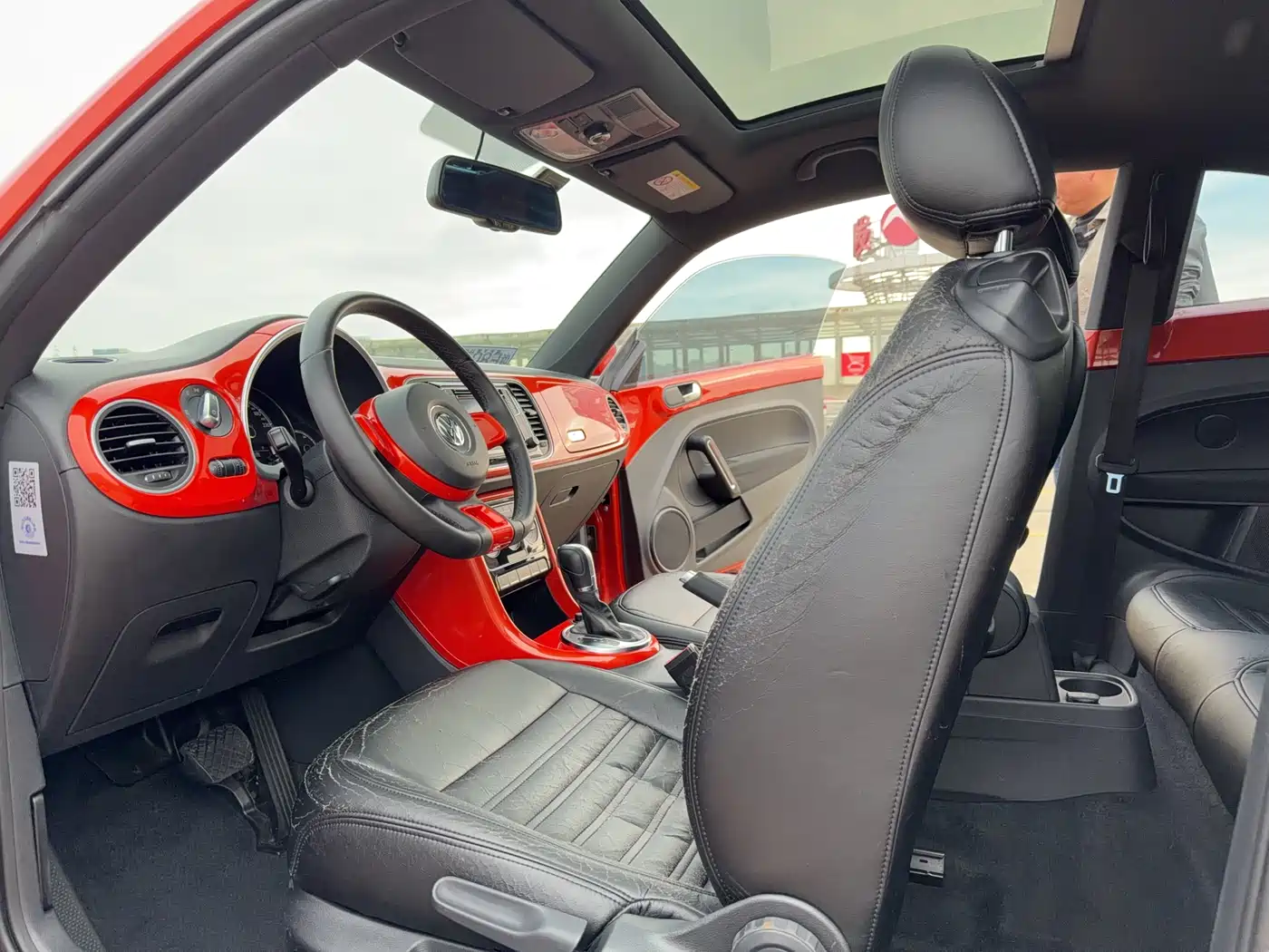 Volkswagen Beetle 2017 180TSI Style фото 10