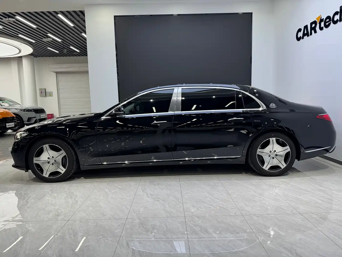 Mercedes-Benz Maybach S-Class 2025 Model S 480 4MATIC фото 3