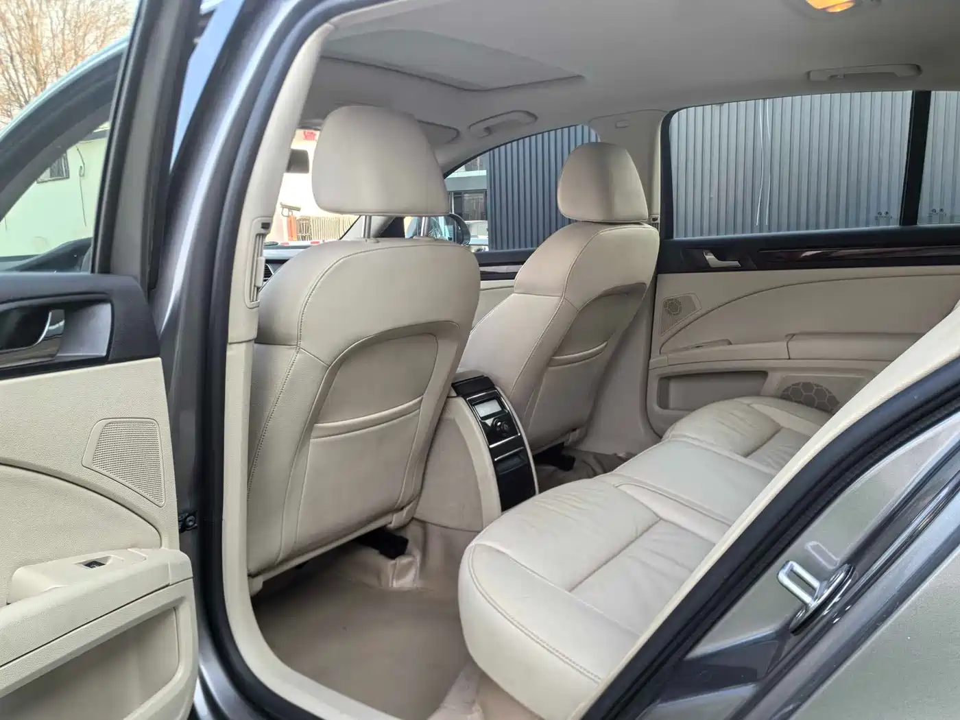 Škoda Superb 2009 1.8TSI Automatic Elegance фото 9