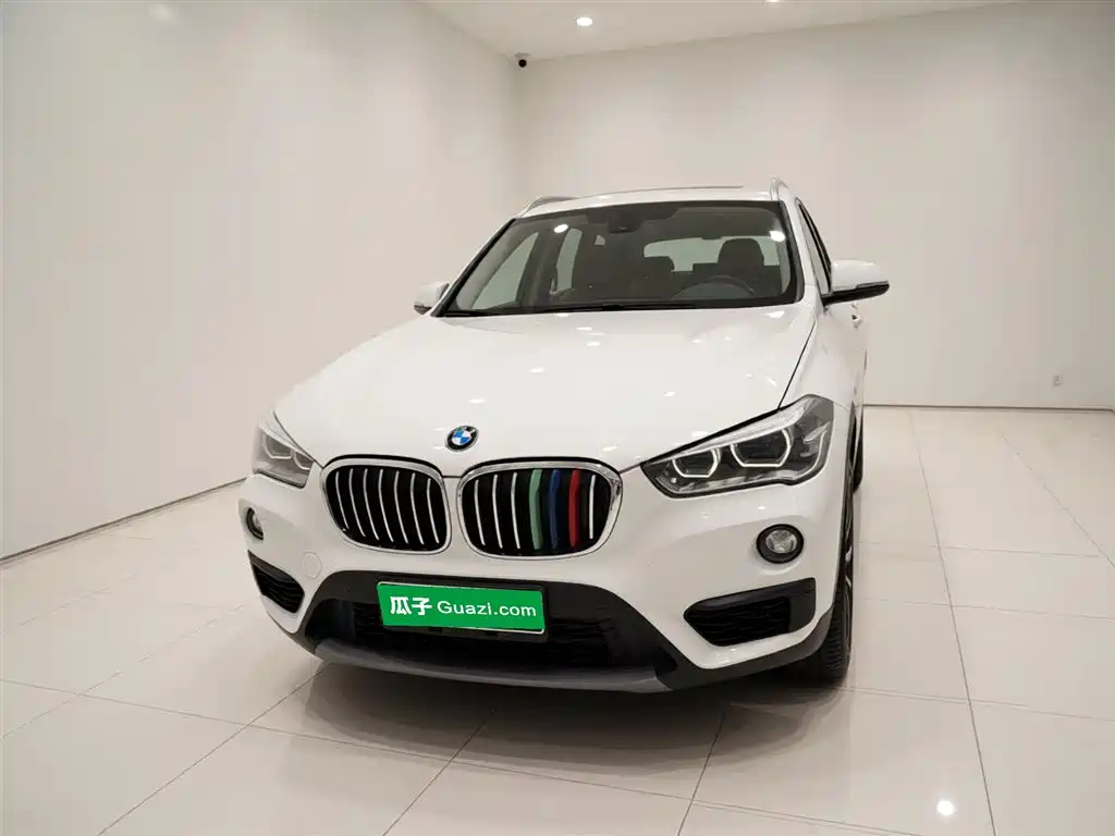BMW X1 2018 sDrive20Li Leading Model фото 3