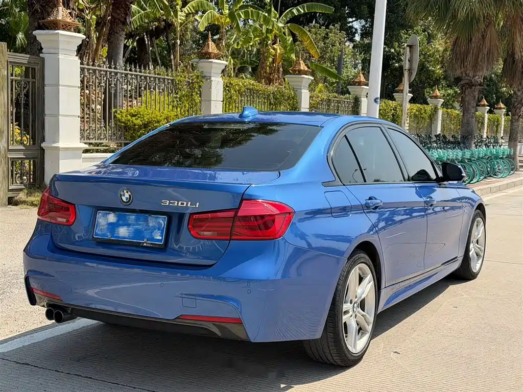 BMW 3 Series 2017 330Li M Sport фото 5