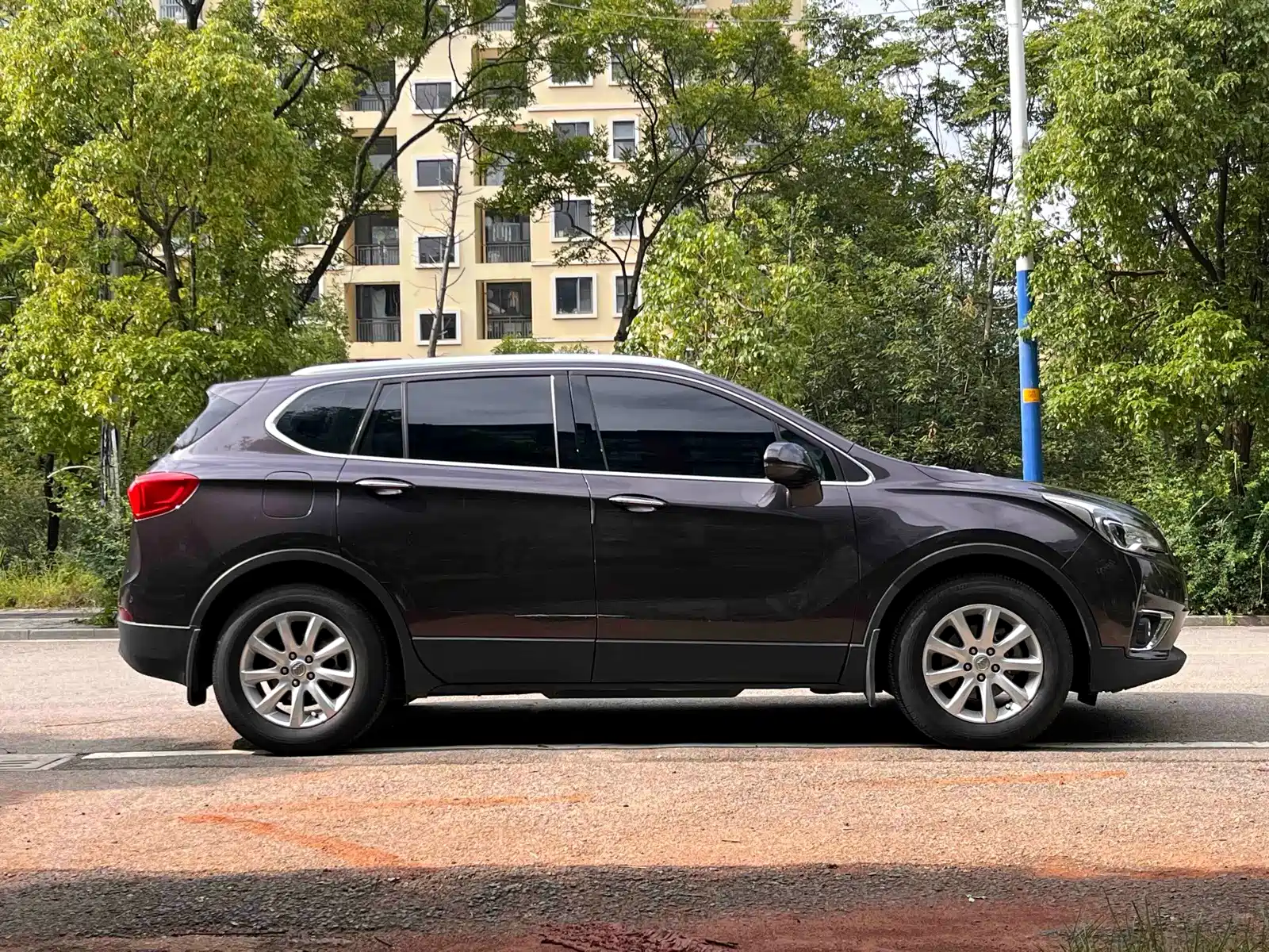 Фото 4 - Buick Envision Plus