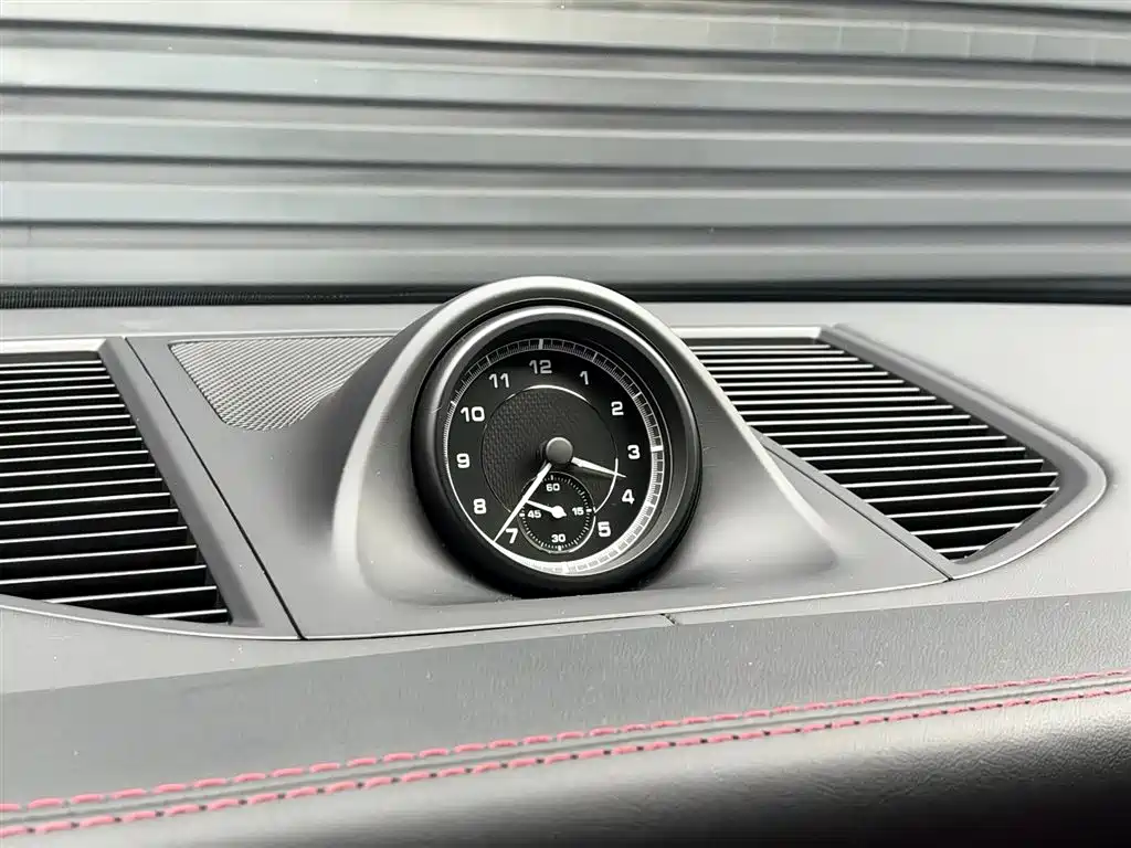 Фото 11 - Porsche Macan