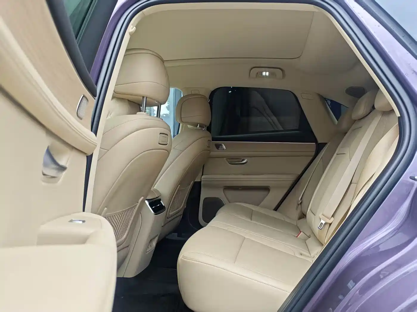 AITO Wenjie AITO M5 2025 Extended Range Ultra AWD фото 10