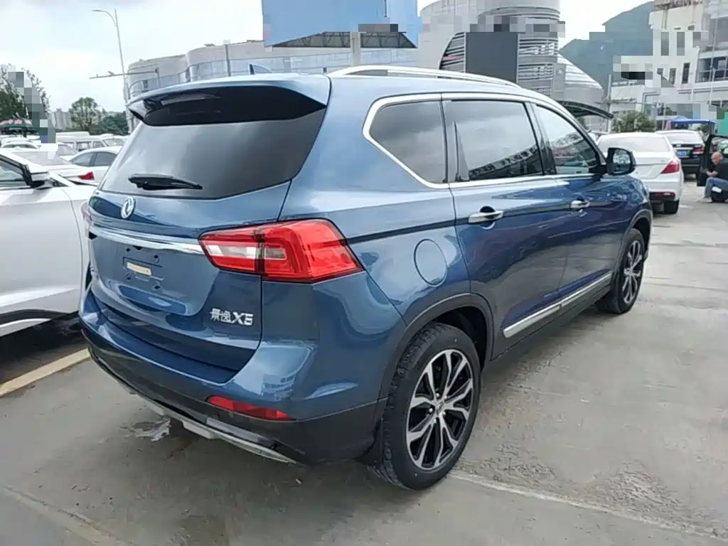 Dongfeng Fengxing Jingyi X5 2017 2017 Dynamic Series 1.5T CVT Premium