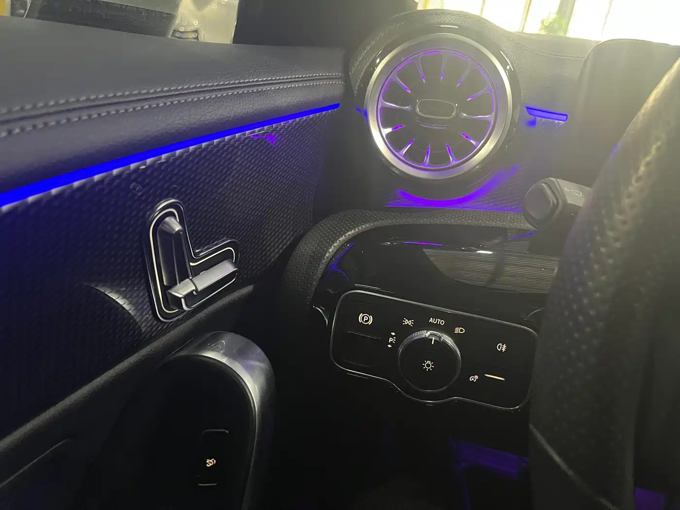 Mercedes-Benz A-Class 2022 Facelift A 200 L Sport Sedan Fashion Style фото 13