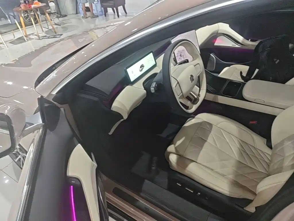 NIO ET5T 2026 2025 75kWh Touring