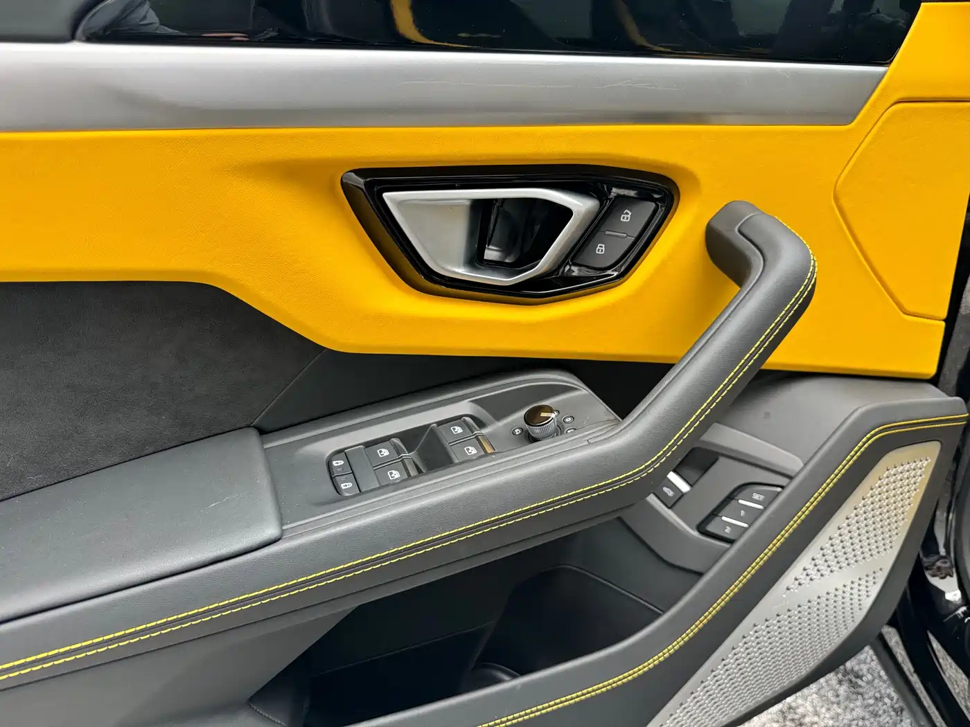 Lamborghini Urus 2026 2023 4.0T V8 S