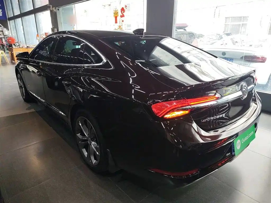 Buick LaCrosse 2022 Avenir First Edition фото 23