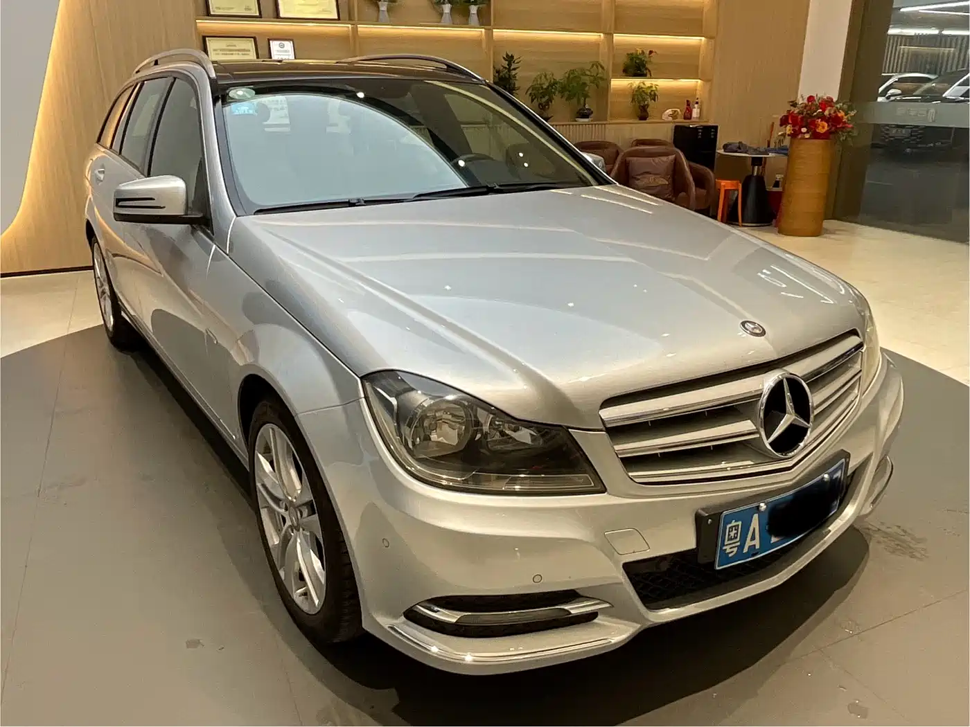 Mercedes-Benz C-Class (Import) 2011 C 200 Luxury Sports Wagon фото 3