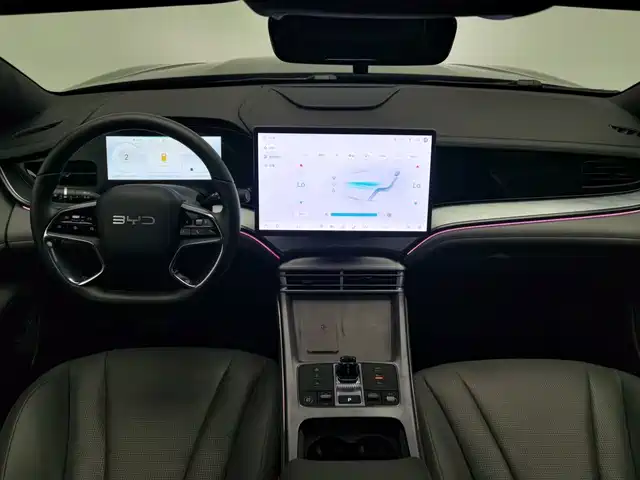 BYD Seal 2024 Glory Edition DM-i 1.5L 121km Luxury — фото 5