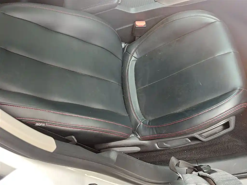 Peugeot 408 2018 Facelift 350THP Automatic Luxury фото 25
