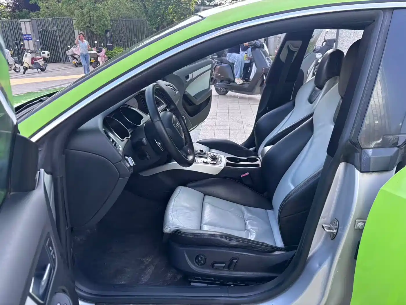 Audi S5 2010 S5 3.0T Sportback фото 15