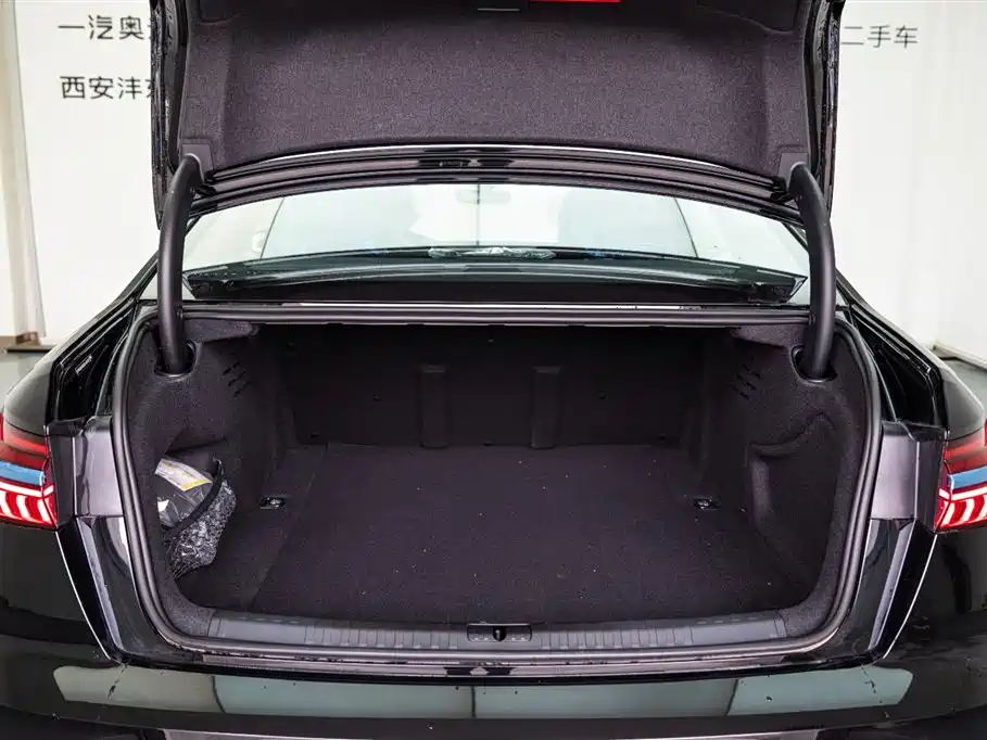 Audi A6L 2026 Model Year 40 TFSI Luxury Dynamic фото 8