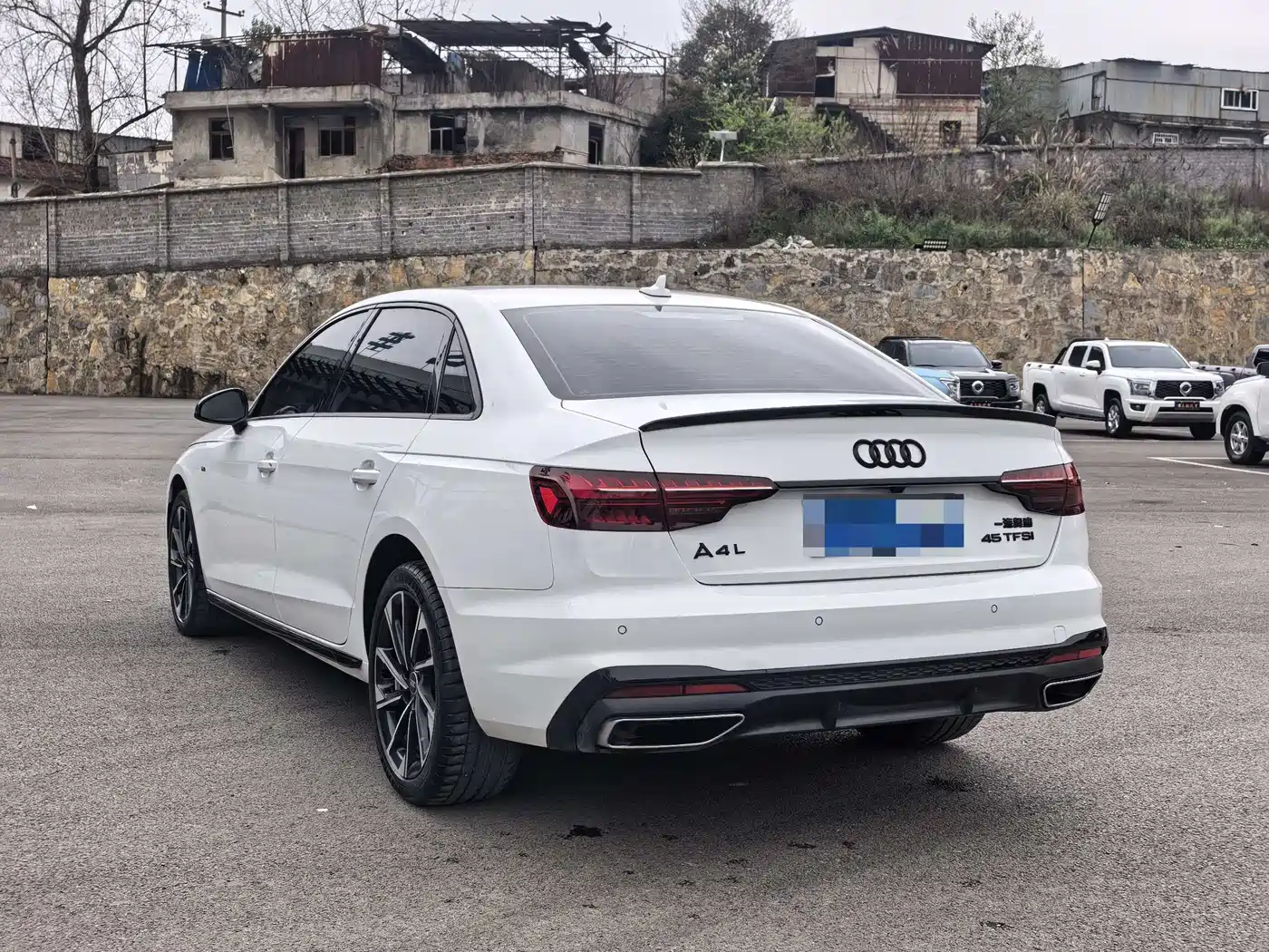 Audi A4L 2023 40 TFSI Luxury Sport фото 9