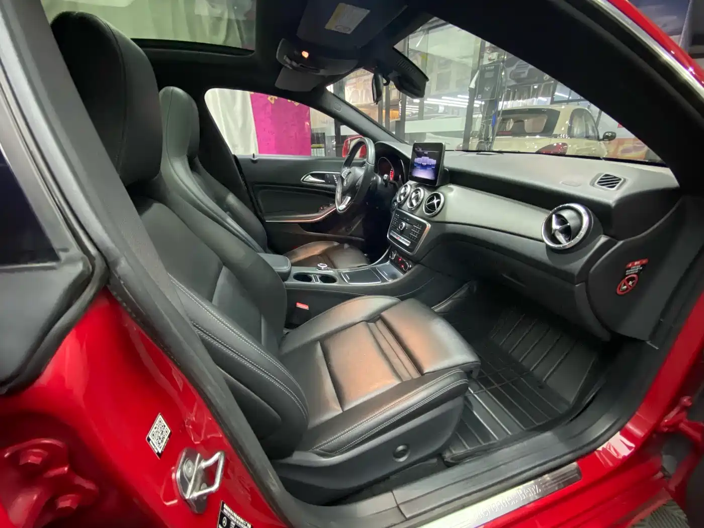 Mercedes-Benz CLA (Import) 2017 Facelift CLA 200 Style фото 16