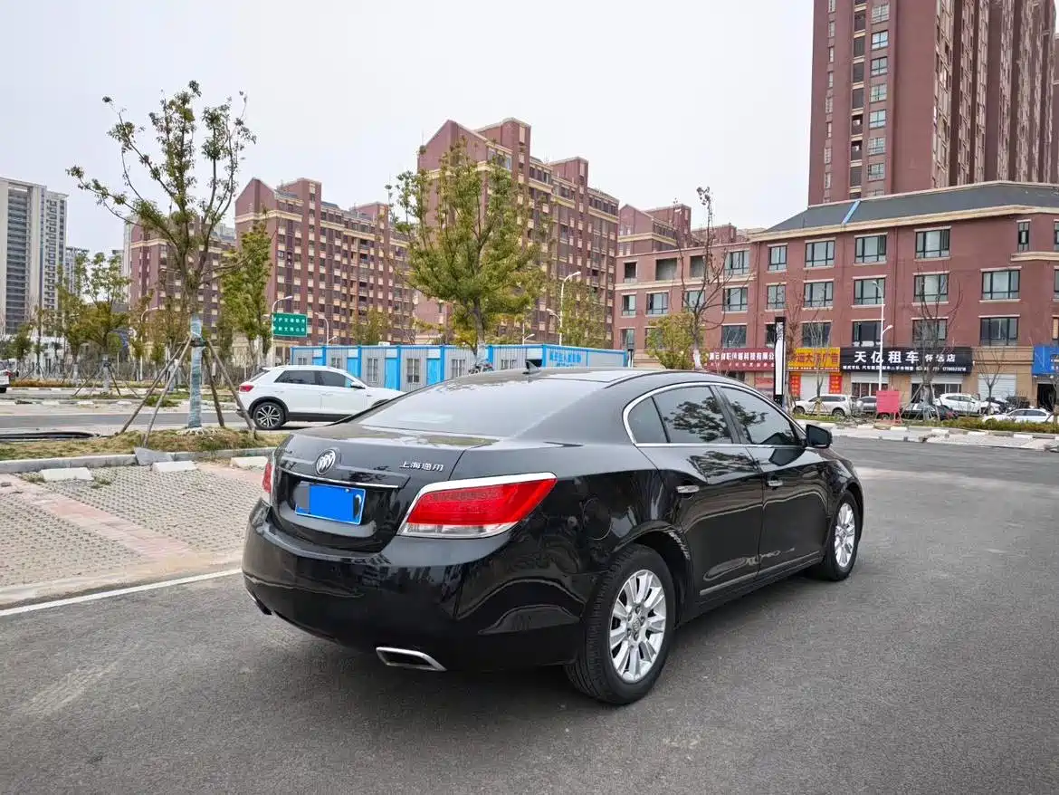 Buick LaCrosse 2012 2.4L SIDI Elegance Edition фото 6