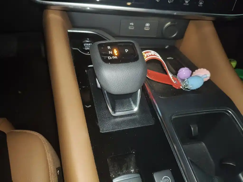 Nissan Terra, миниатюра 15