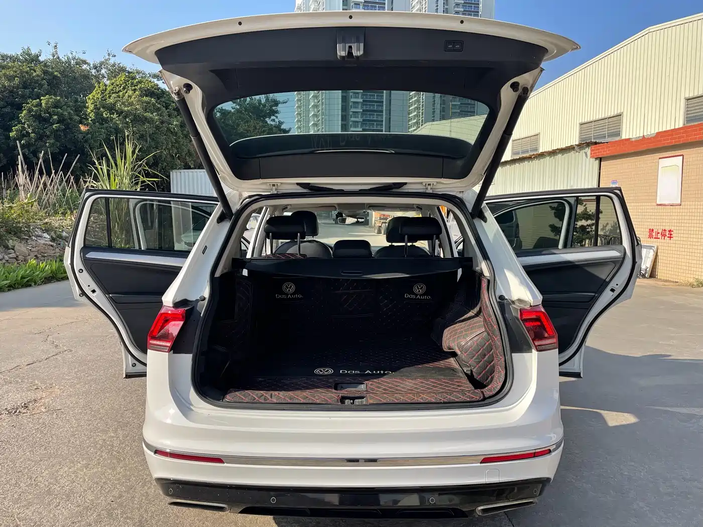 VOLKSWAGEN TIGUAN L NEW ENERGY