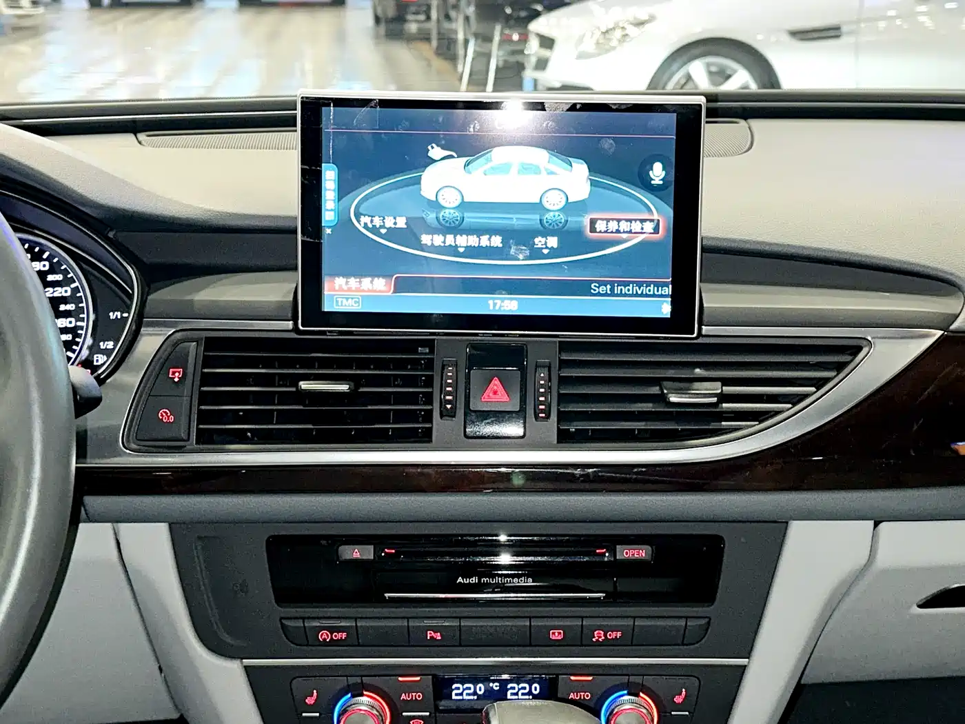 Audi A6L 2012 30 FSI Comfort фото 12