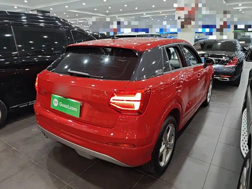Фото 7 - Audi Q2L