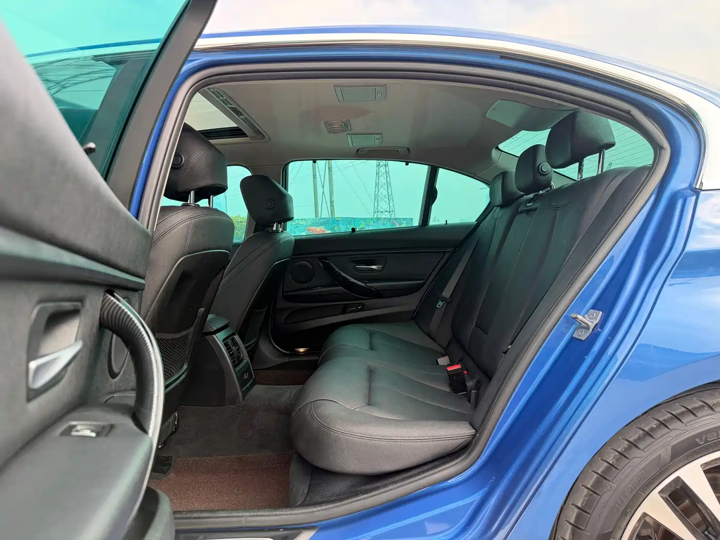 BMW 3 Series 2019 320Li M Sport Package фото 22