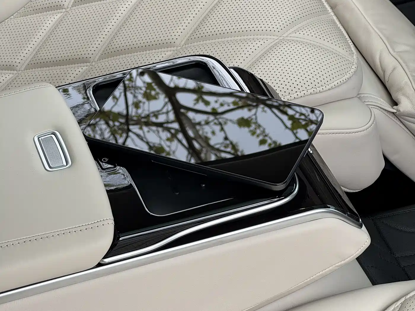 Mercedes-Benz Maybach S-Class 2024 Facelift S 480 4MATIC фото 19