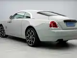 Фото 17 - Rolls-Royce Wraith
