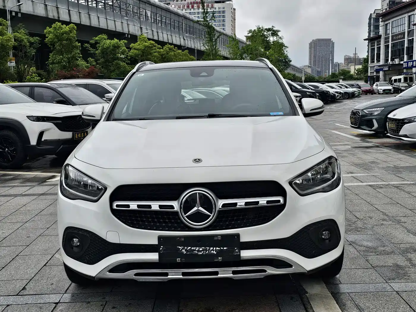 Mercedes-Benz GLA 2022 Model GLA 180 фото 2