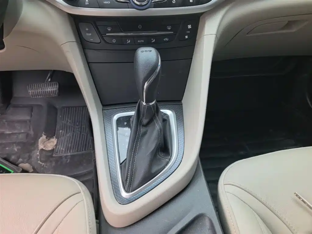 Buick Excelle 2019 15T DCT Connected Elite Type China VI фото 14