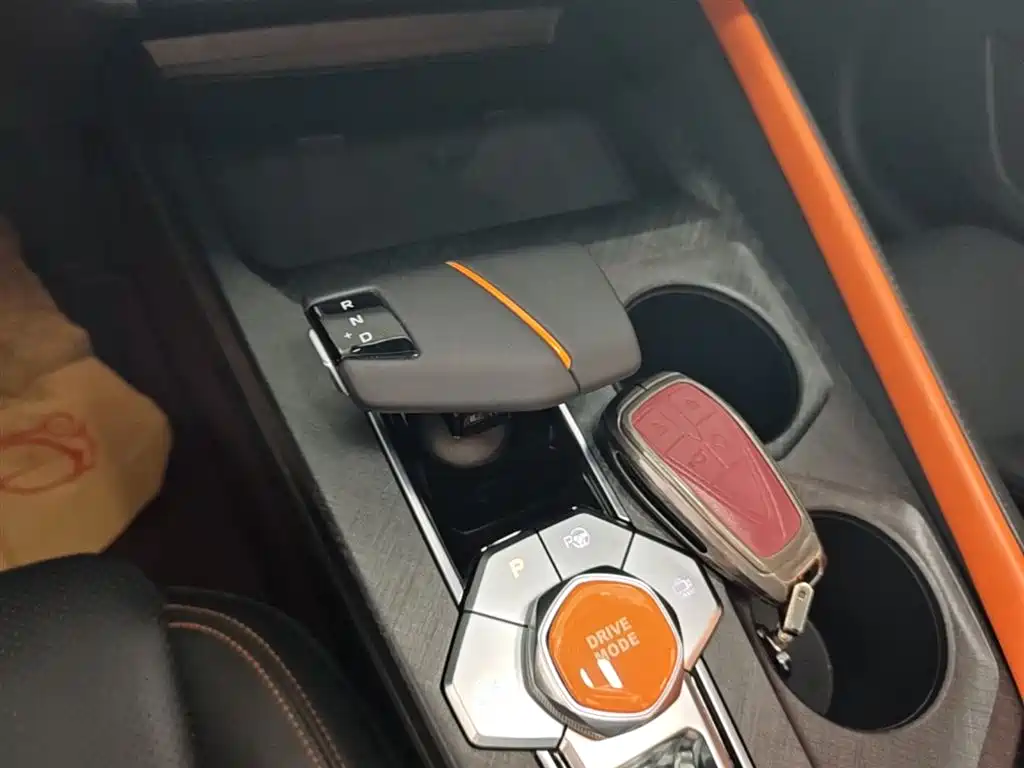CHANGAN UNI-V