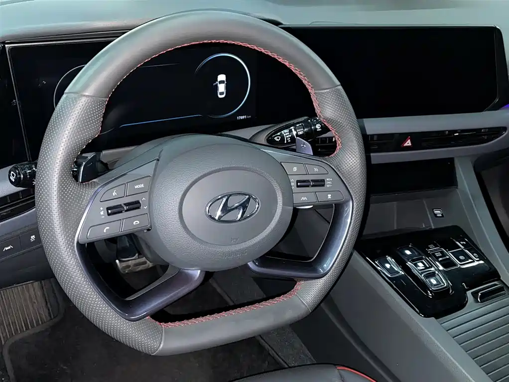 Hyundai Sonata 2022 380TGDi Automatic 20th Anniversary Edition фото 7