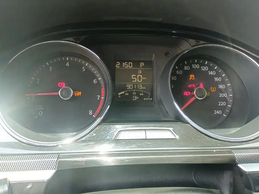Volkswagen C-TREK 2018 2018 230TSI DSG Luxury