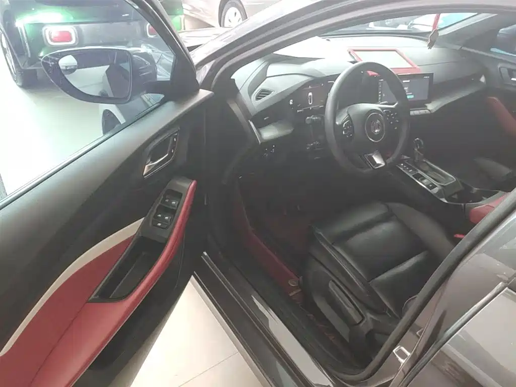 MG MG5 2021 2021 Model 180DVVT CVT Youth Luxury Edition