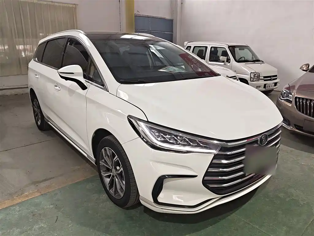 BYD Song MAX 2021 Upgrade 1.5T Automatic Premium Edition 6-Seater фото 4
